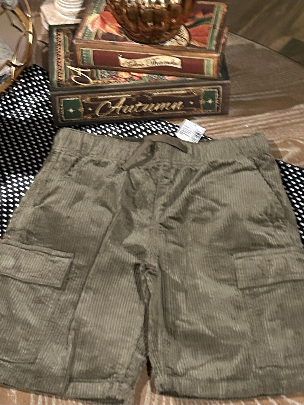 NWT! Boys The Children’s Place Olive Corduroy Cargo Fall Autumn Shorts size 10
